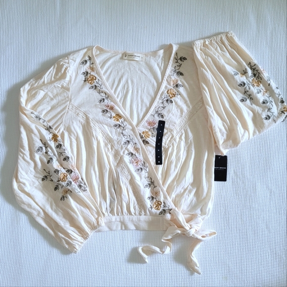 Lucky Brand Tops - Lucky🍀 Brand Surplice Top with Floral💐 Embroidery🪡 Detail - NWT